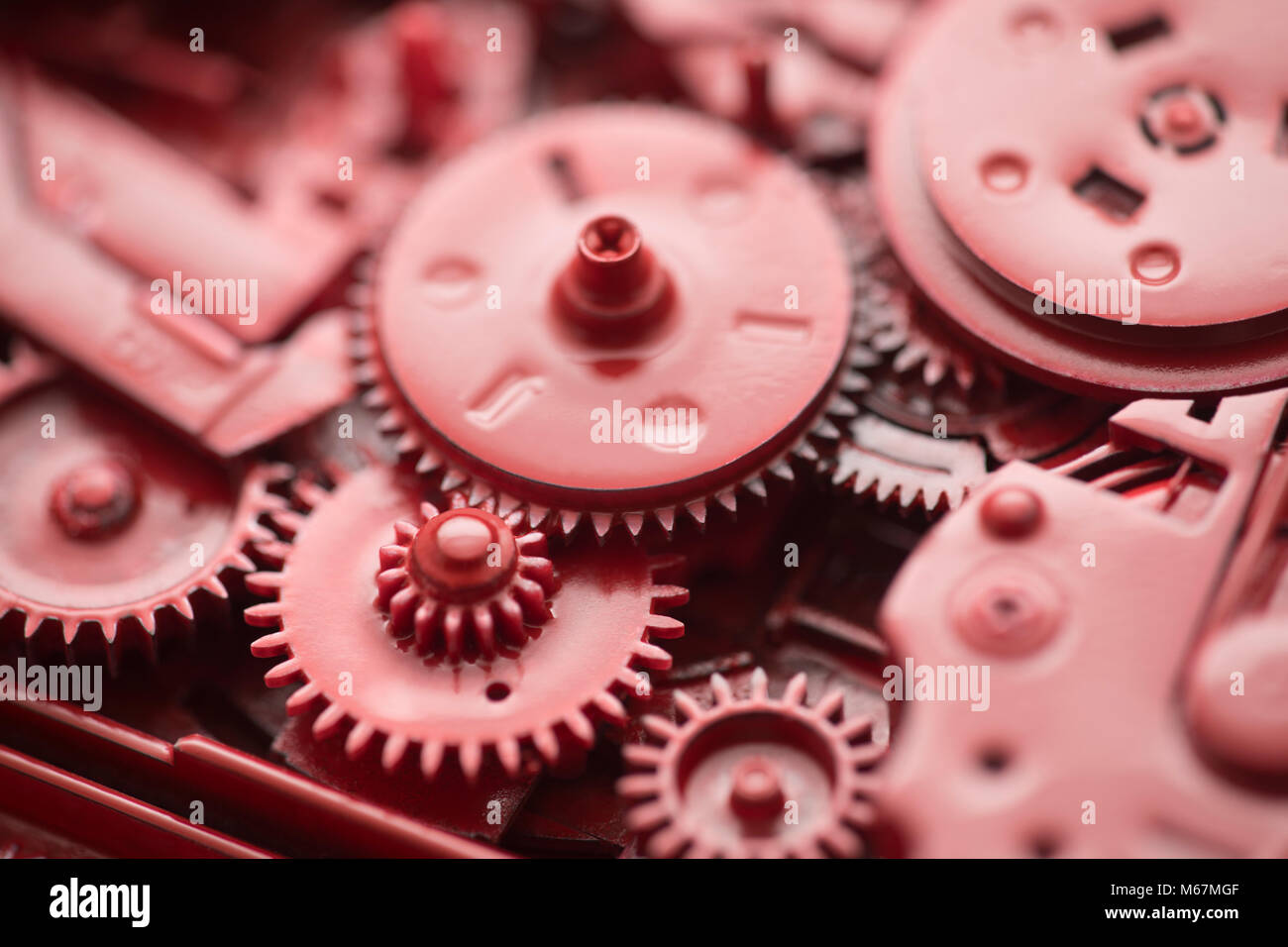 Rot Getriebe und Zahnräder Makroaufnahme, industriellen Hintergrund Stockfoto