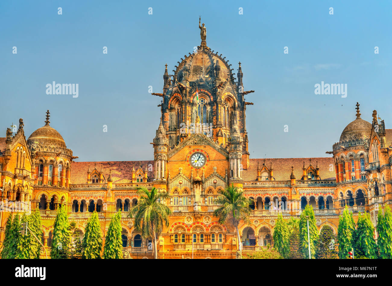 Chhatrapati Shivaji Maharaj Terminus, ein UNESCO-Weltkulturerbe, in Mumbai, Indien Stockfoto