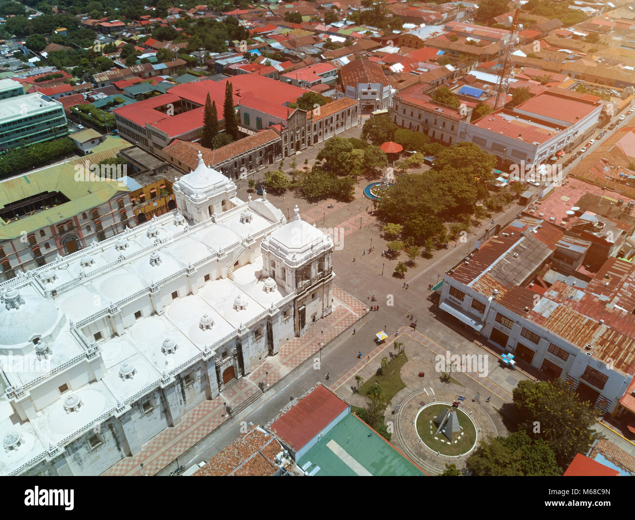 Reiseziel in Nicaragua. Hauptplatz von Leon Stadt in Nicaragua Luftaufnahme Stockfoto