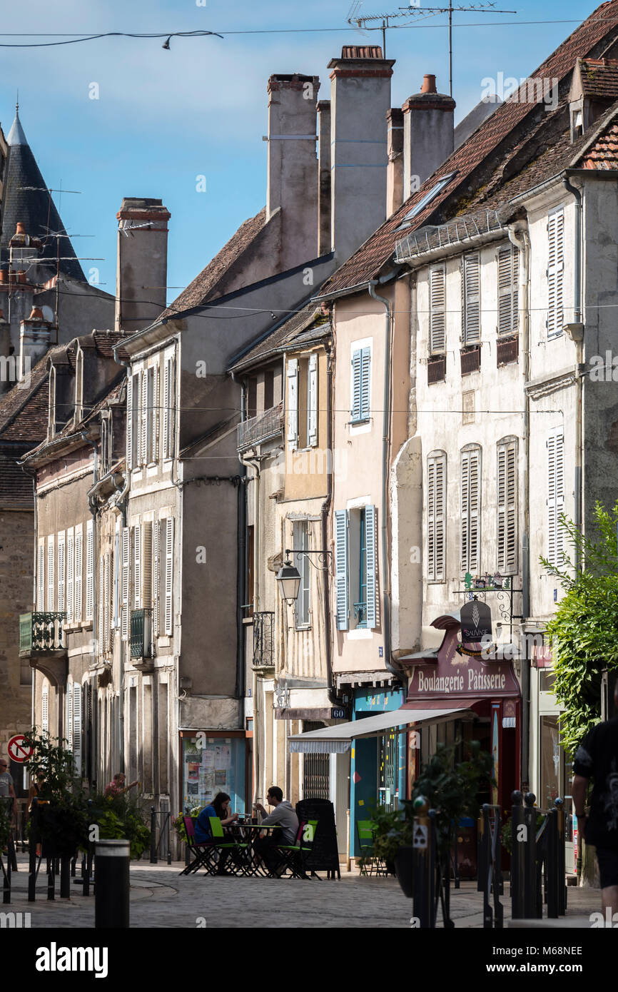 Mittelalterliche Straße Auxerre Yonne Bourgogne-Franche-Comte Frankreich Stockfoto