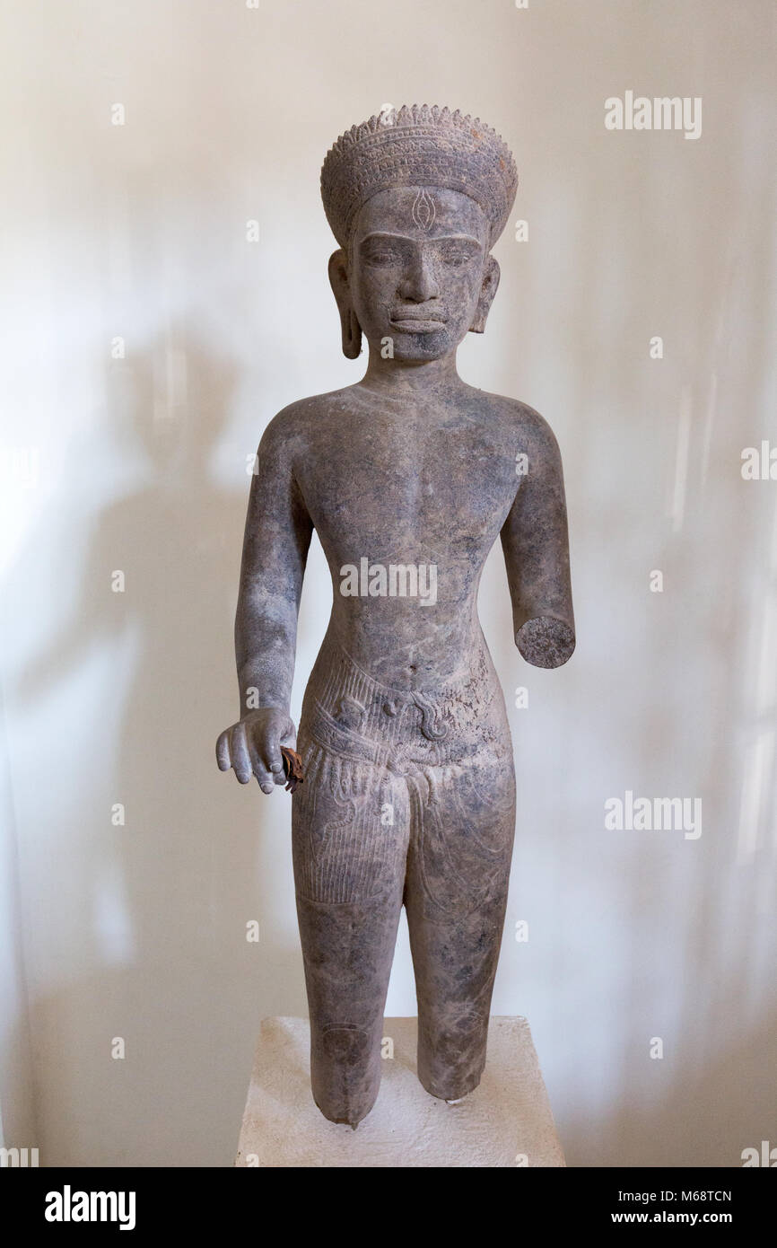 Statue des hinduistischen Gottes Shiva aus dem 11. Jahrhundert, Angkor, Kambodscha, in der Angkor Borei Museum, Takeo, Kambodscha Asien Stockfoto