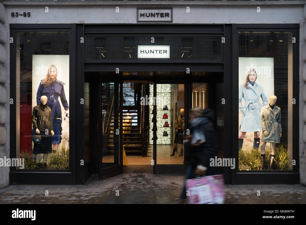 Im Anschluss an die Nachrichten von zwei High Street Einzelhändler vor dem Aus, Es gibt Ängste für andere. Ein Blick auf die Jäger Händler in Regents Street in Stockfoto