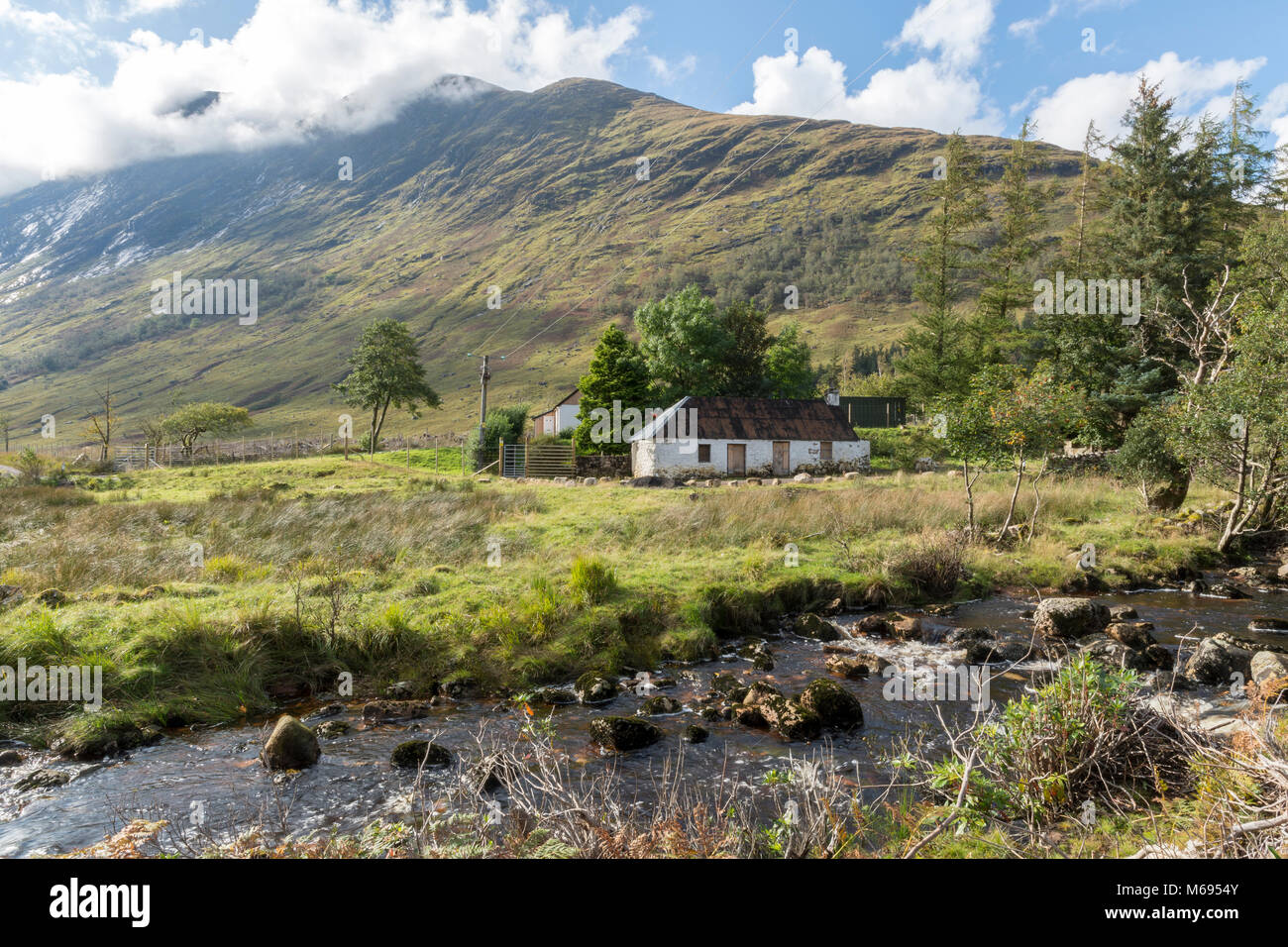 Ein ehemaliger Croft House in Glen Etive in den schottischen Highlands GROSSBRITANNIEN Stockfoto