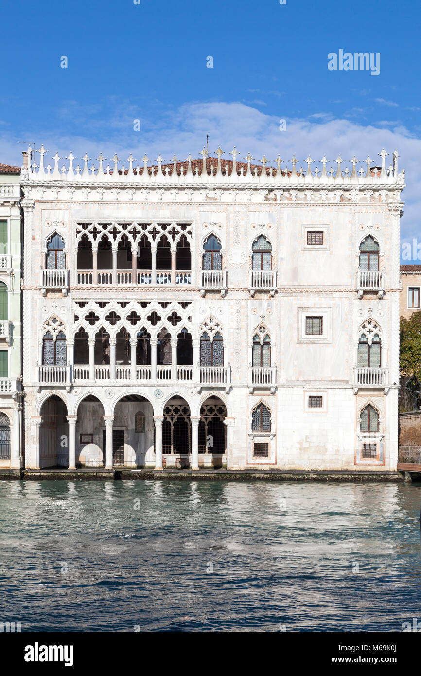Ca' D'Oro, oder Palazzo Santa Sofia, Grand Canal, Cannaregio, Venice, Italien vermachte nach Venedig von Baron Giorgio Franchetti als Kunst Museum, die Galle Stockfoto
