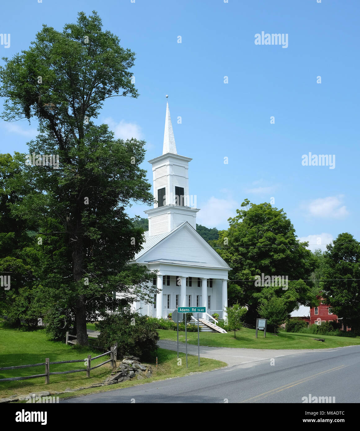 Blick auf die Kirche in Waterbury Vermont Stockfoto