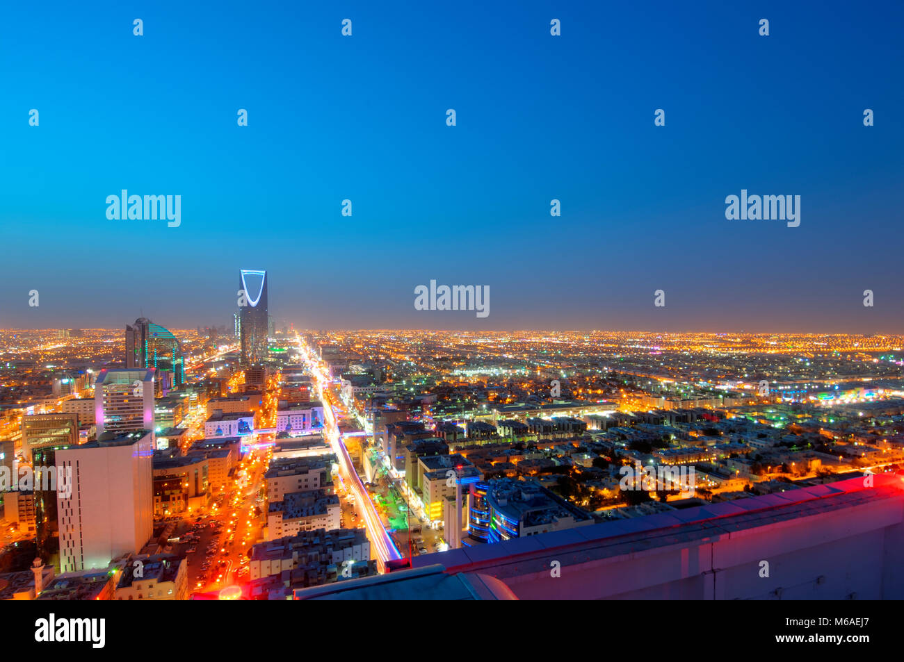 Riad Skyline bei Nacht #10, der Hauptstadt von Saudi-Arabien Stockfoto
