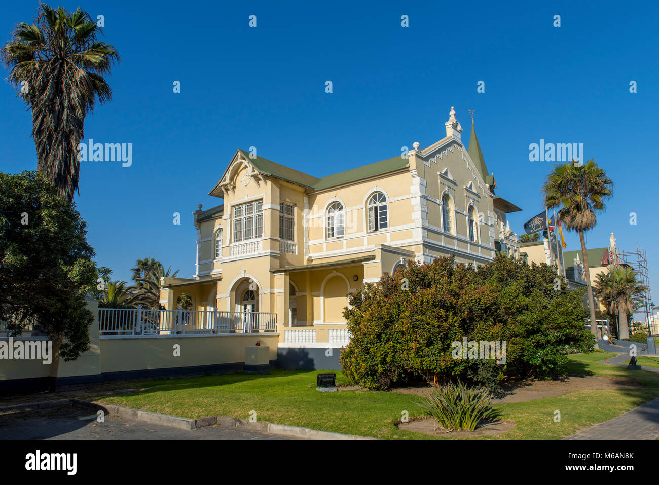 Swakopmund Hotel im alten Bahnhof Gebäude, Swakopmund, Erongo Region, Namibia Stockfoto