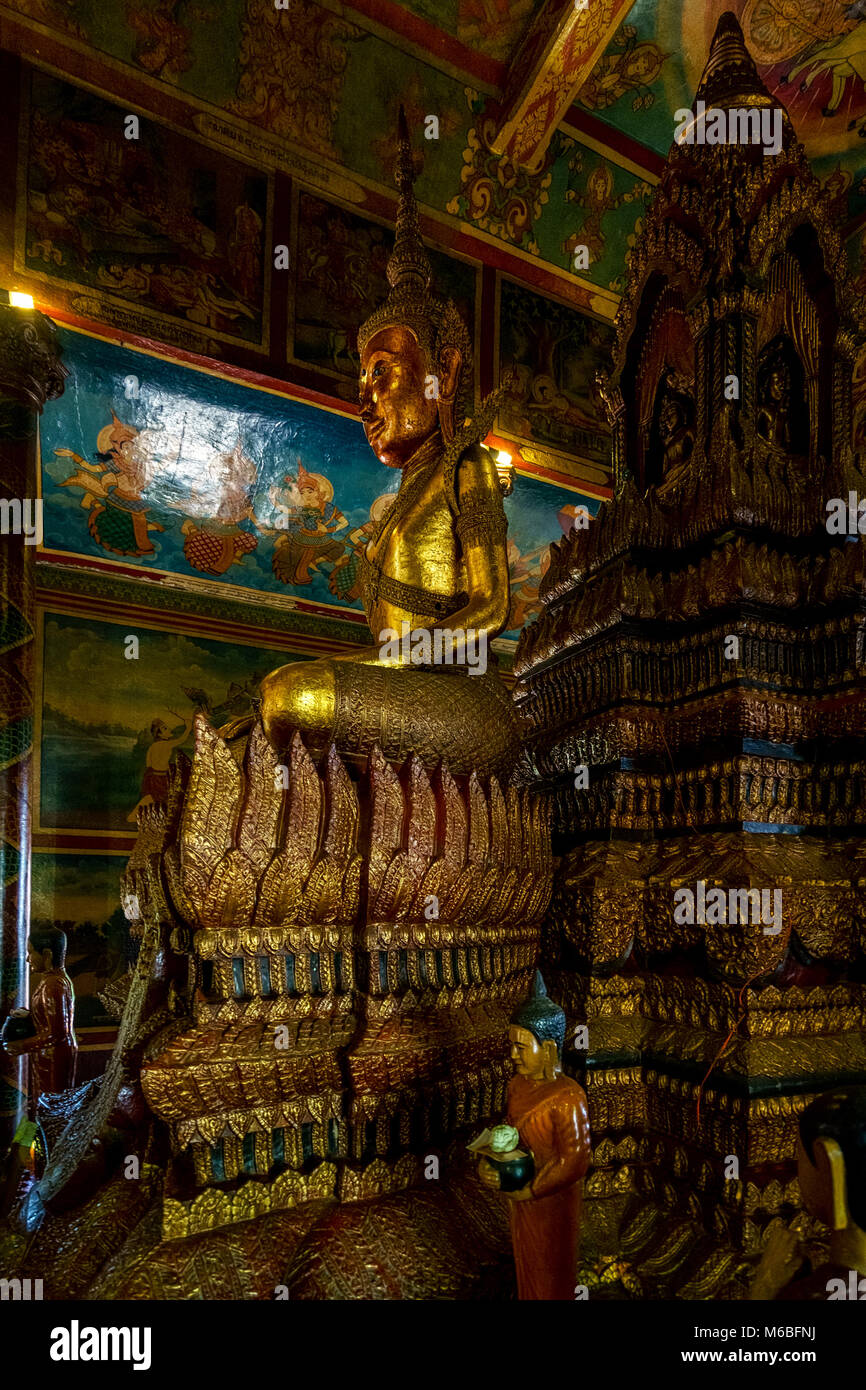 Im Innern des Wat Phnom Tempel in Phnom Penh, Kambodscha. Schönen blick auf Zentrum in Phnom Penh. Es ist das höchste religiöse Struktur in der Stadt Stockfoto