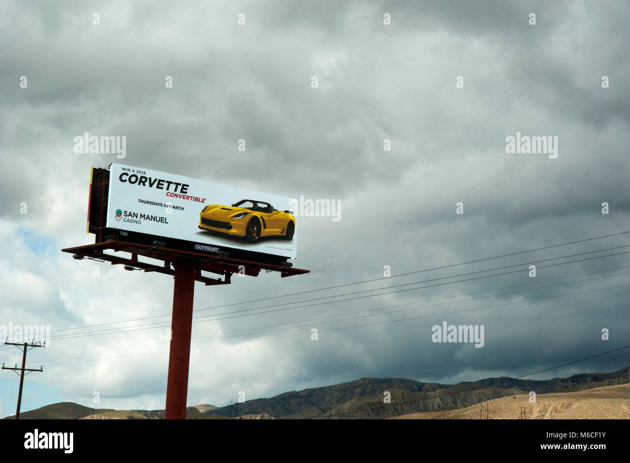 Corvette Plakatwand in der Nähe von Palm Springs, CA Stockfoto