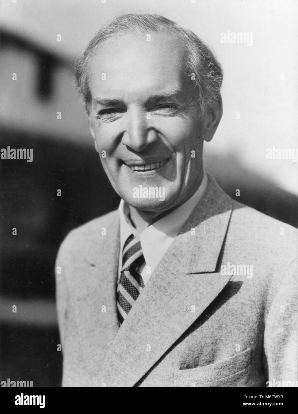 Amerikanische Schriftsteller Upton Sinclair erhielt den PUlitzer Preis 1943 für seinen Roman 'Dragon's Zähne." 1950. Stockfoto