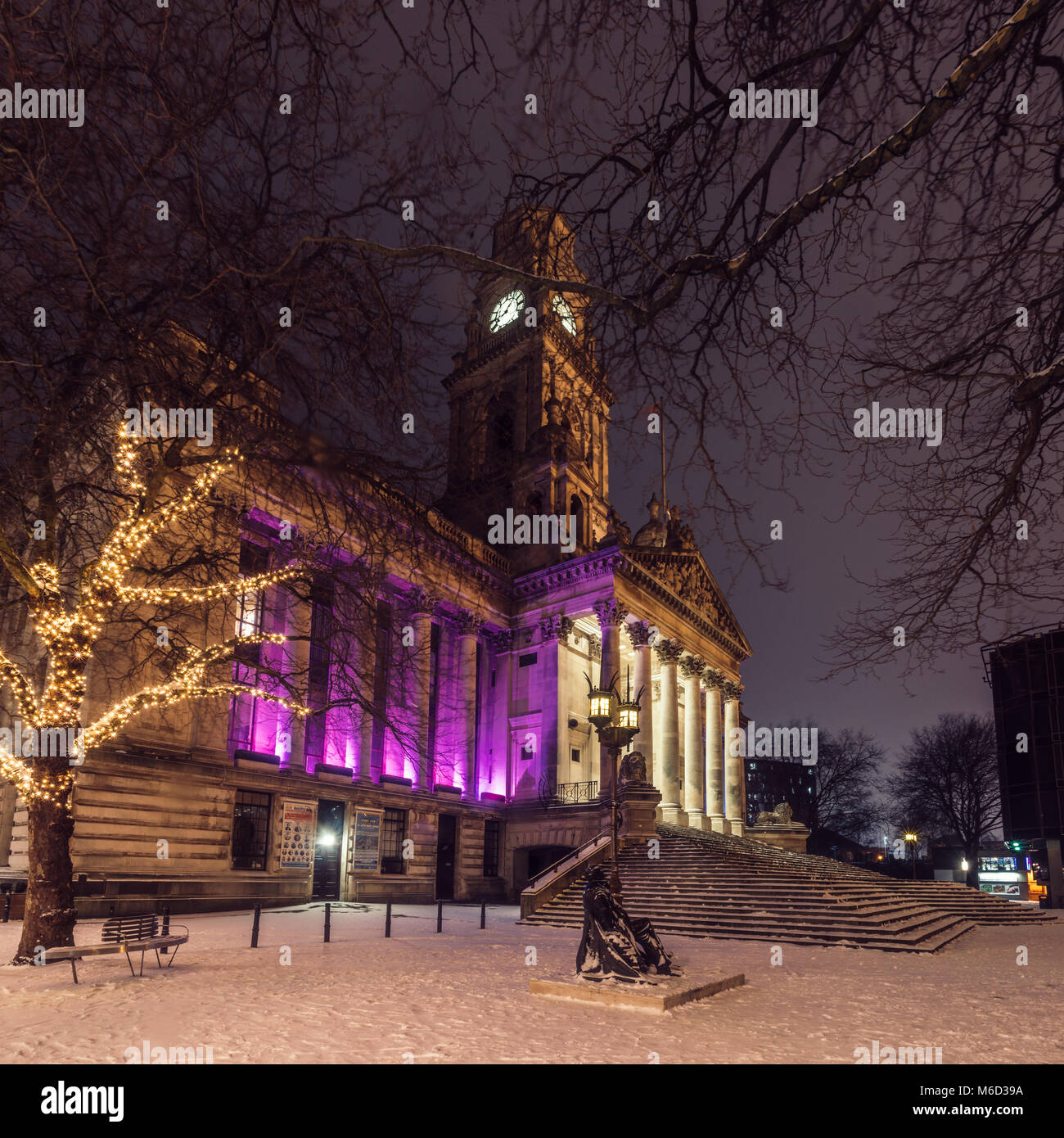 Portsmouth, Großbritannien. 1. März 2018. Tier aus dem Osten (Sturm Emma) Guildhall Hits. Tom Goss Credit: Thomas Goss/Alamy leben Nachrichten Stockfoto