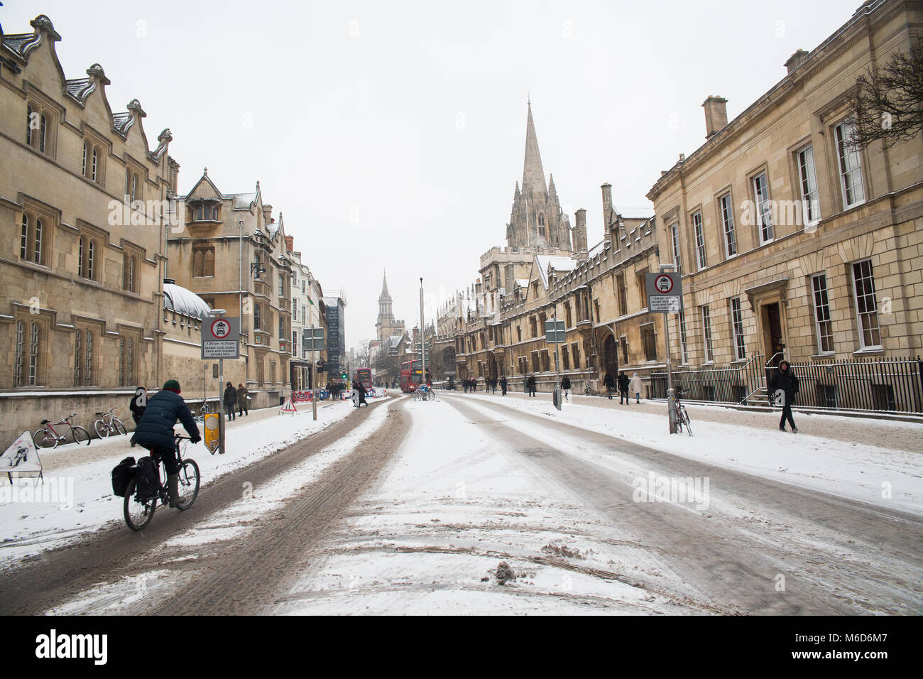 Oxford, Großbritannien, 2. März 2018. Oxford geschlagen vom Schneesturm. © Peter Lusabia/Alamy neue Live Stockfoto
