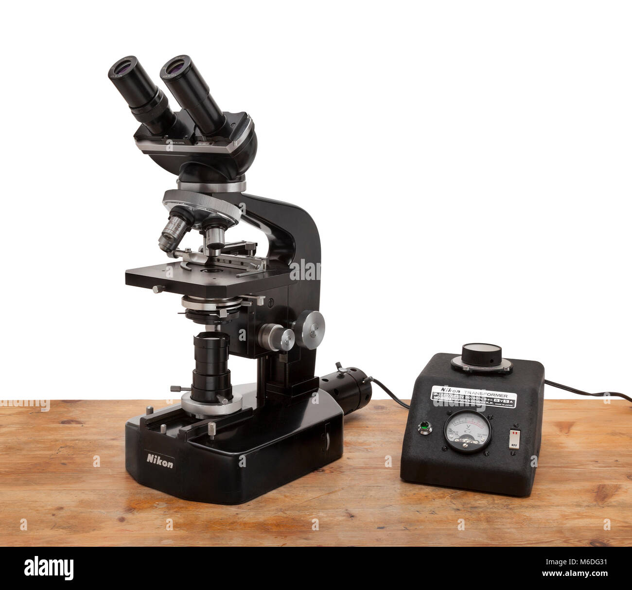 Vintage Nikon zusammengesetzte Mikroskop Typ Kt Kohler Beleuchtung base Stockfoto