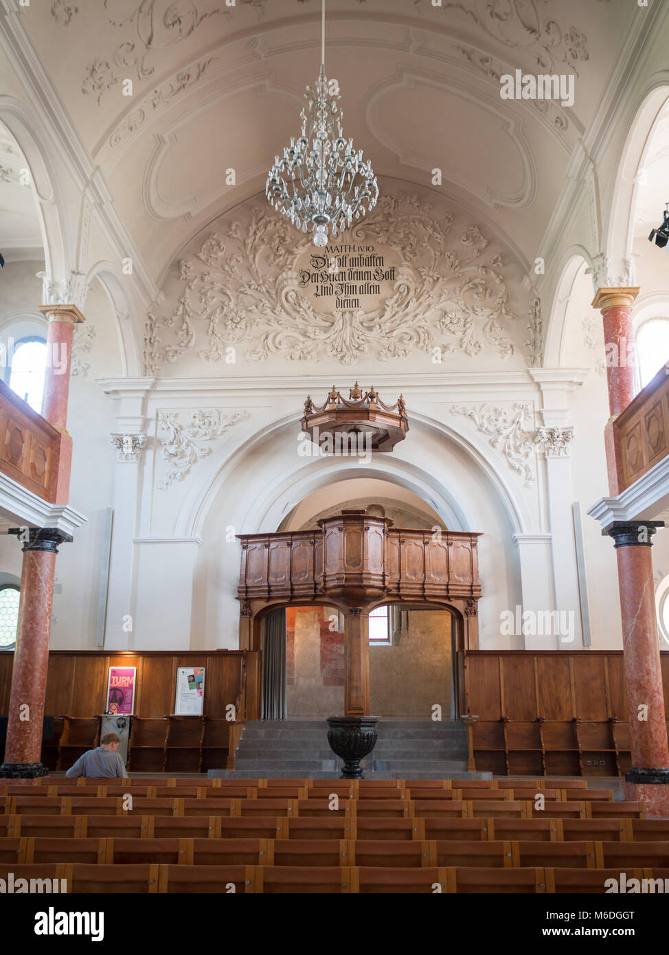 Zürich: Kirche St. Peter Innenraum Stockfoto