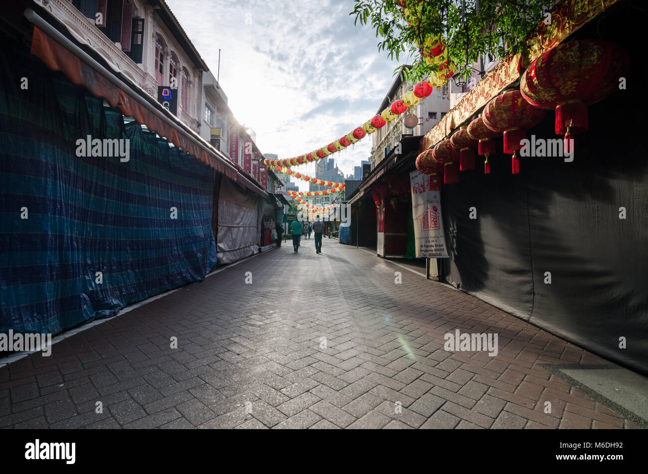 Morgen Blick auf Singapur berüchtigten Chinatown. Chinatown ist eine ethnische Enklave innerhalb der zentralen Gegend von Singapur. Stockfoto