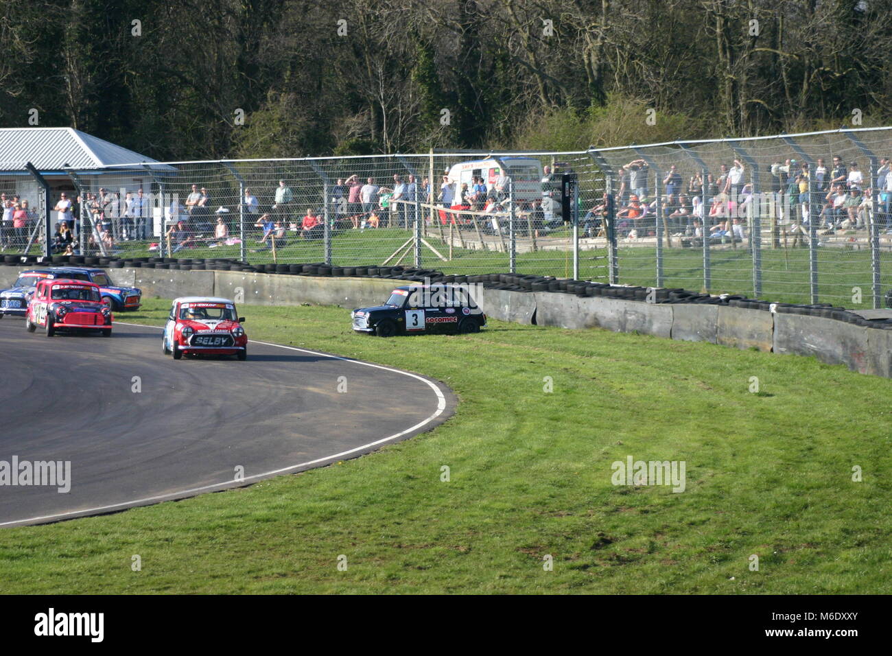 Mini 7 Racing in Castle Combe April 2015 Stockfoto