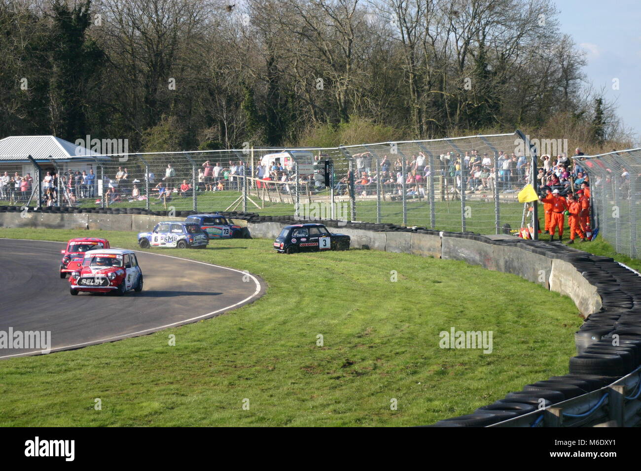 Mini 7 Racing in Castle Combe April 2015 Stockfoto
