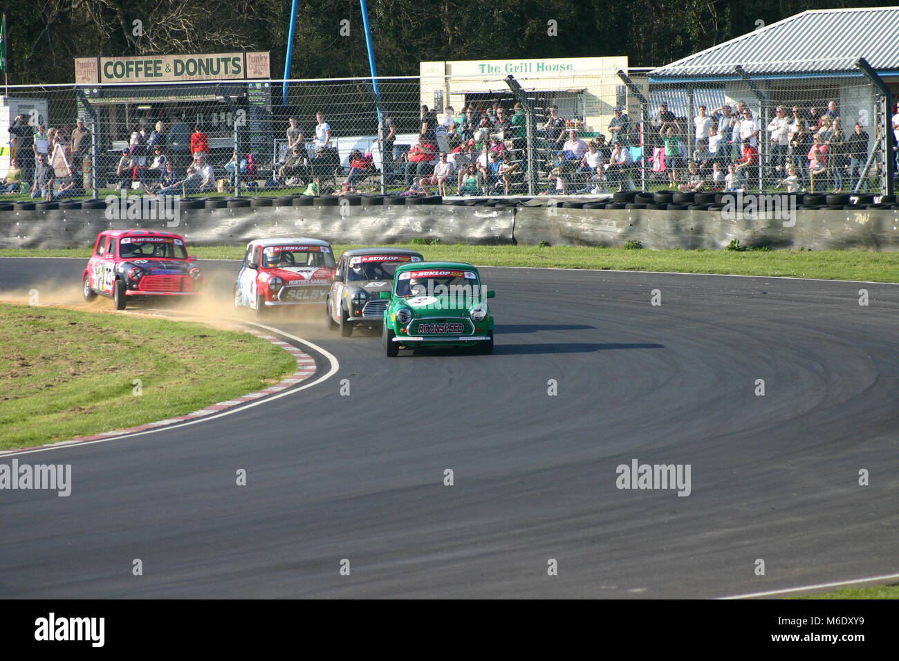 Mini 7 Racing in Castle Combe April 2015 Stockfoto