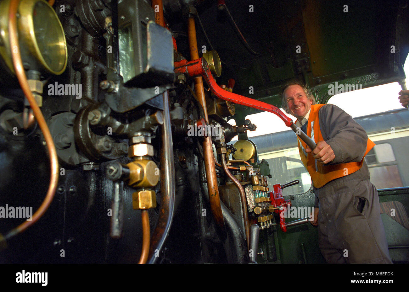 Minehead, England. Das Fahren einer Dampfmaschine an der West Somerset Railway in Minehead, Somerset. Stockfoto