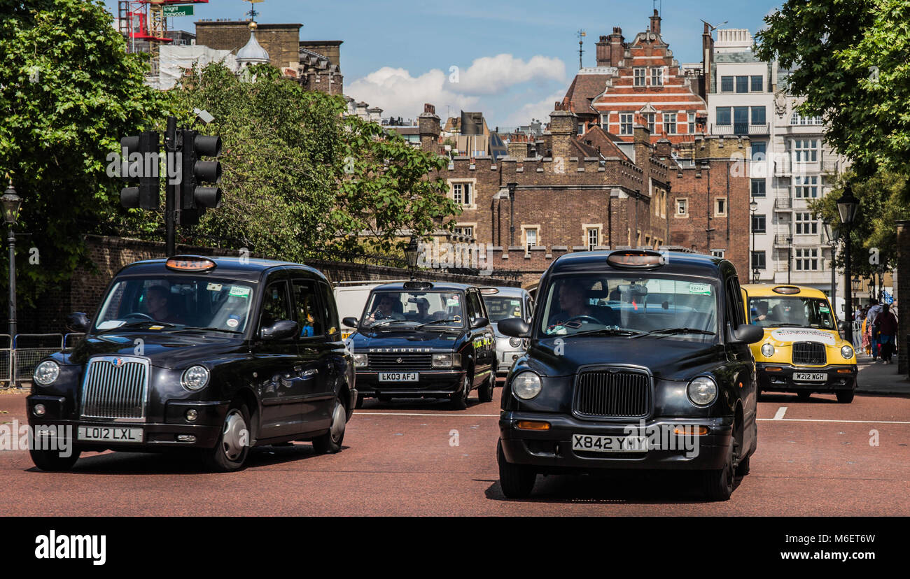 Taxis in London, England Stockfoto