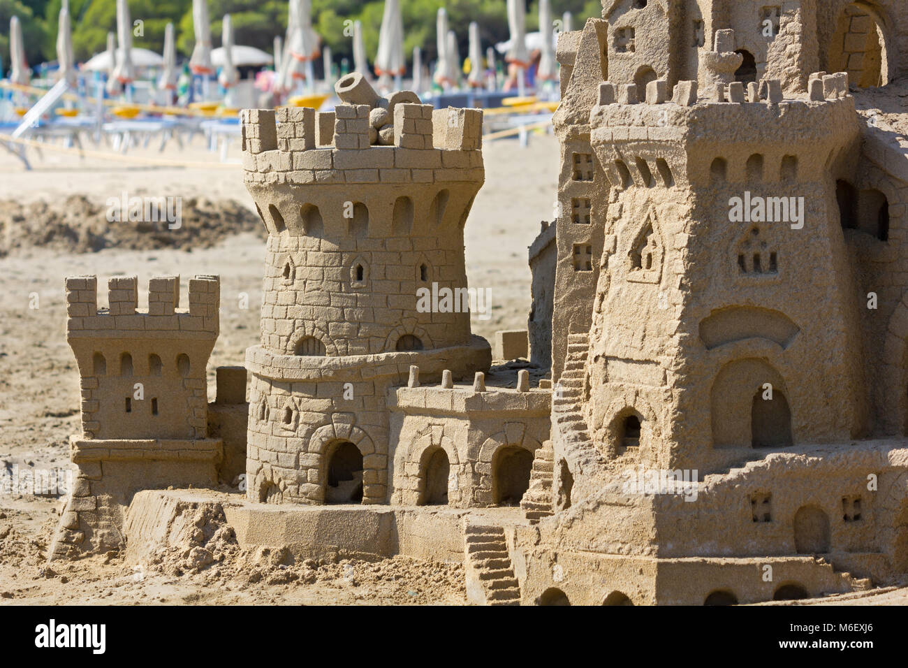 Sehr komplexen und detaillierten Sandburg am Strand Stockfoto