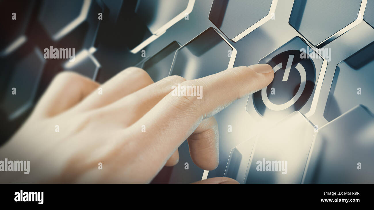 Finger drücken digital Start auf eine futuristische Interface. Konzeption einer innovativen Technologie. Das zusammengesetzte Bild zwischen einer hand photograp Stockfoto