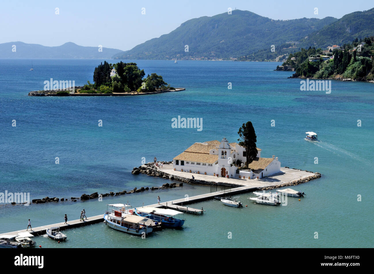 Im orthodoxen Kloster Vlacherna Insel Pontikonisi Insel, Korfu, Griechenland Stockfoto