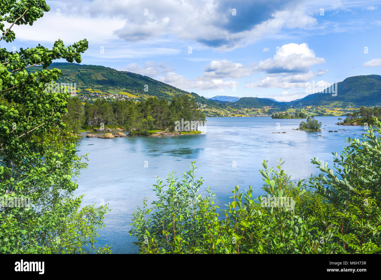 See in der Nähe von hafslovatnet Solvorn, Norwegen Hafslo, Gemeinde Glanz, Sogn og Fjordane county Stockfoto
