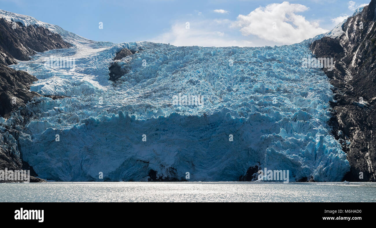 Blackstone Gletscher schiebt ins Meer auf einem northernly Pfad ziehen das ganze Gesicht im Schatten. Stockfoto