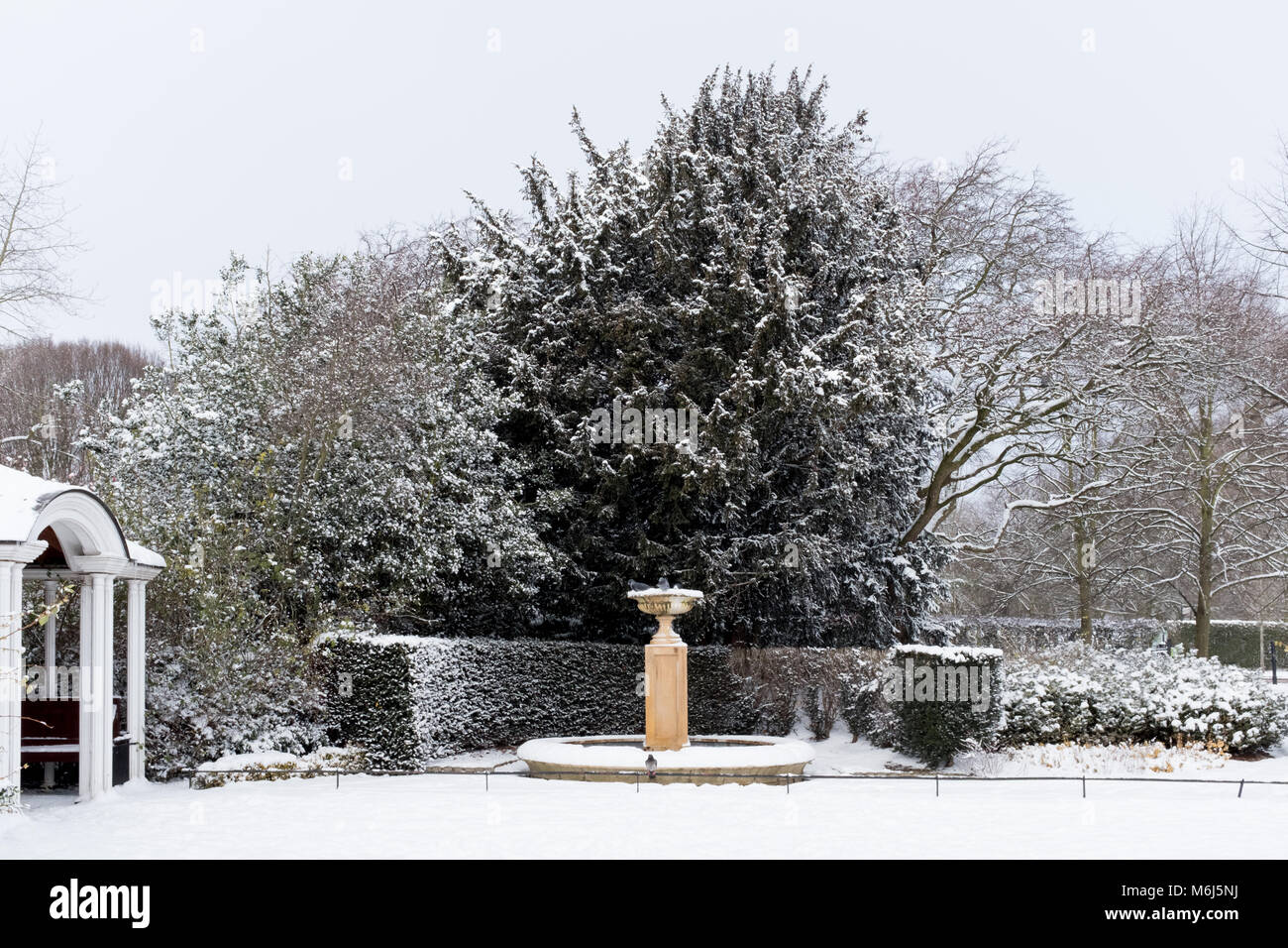 Regent's Park im Schnee, London, UK Stockfoto