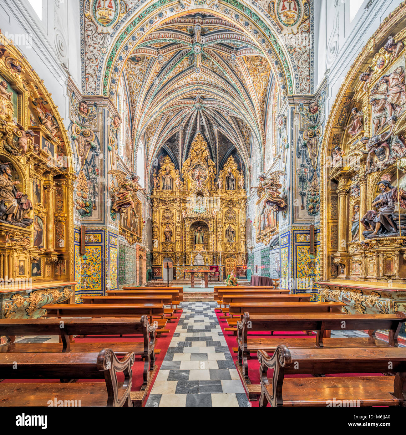 Kirche von Santa Paula Kloster, Sevilla, Spanien. Hohe Auflösung Platz Panorama. Stockfoto