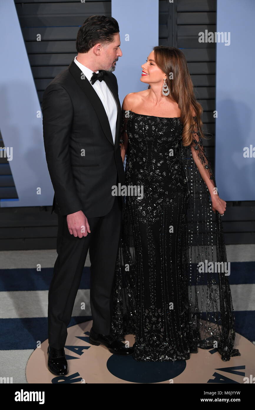 Sofia Vergara und Joe Manganiello Teilnahme an die Vanity Fair Oscar Party in Beverly Hills, Los Angeles, USA statt. Stockfoto