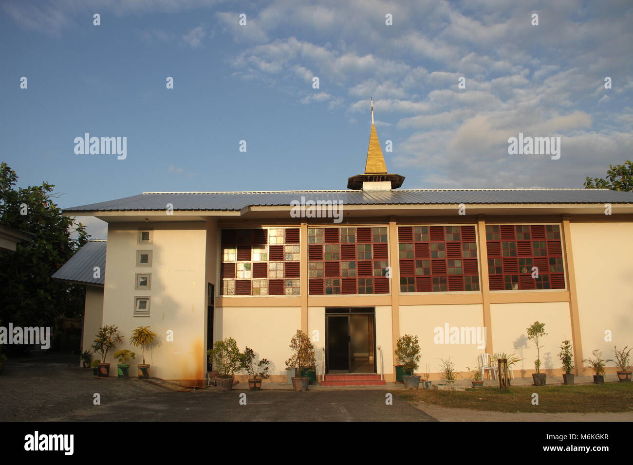 Ihr Reisepass Greifen, hier einige versteckt in der belitung, Indonesien. Stockfoto