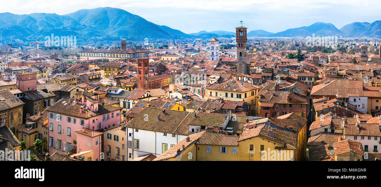 Beeindruckende Stadt Lucca, Panoramaaussicht, in der Toskana, Italien. Stockfoto