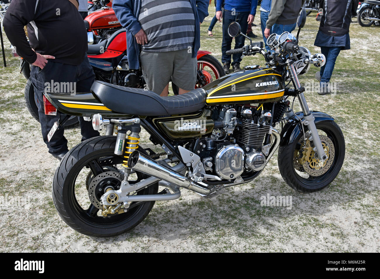 kawasaki z900 custom