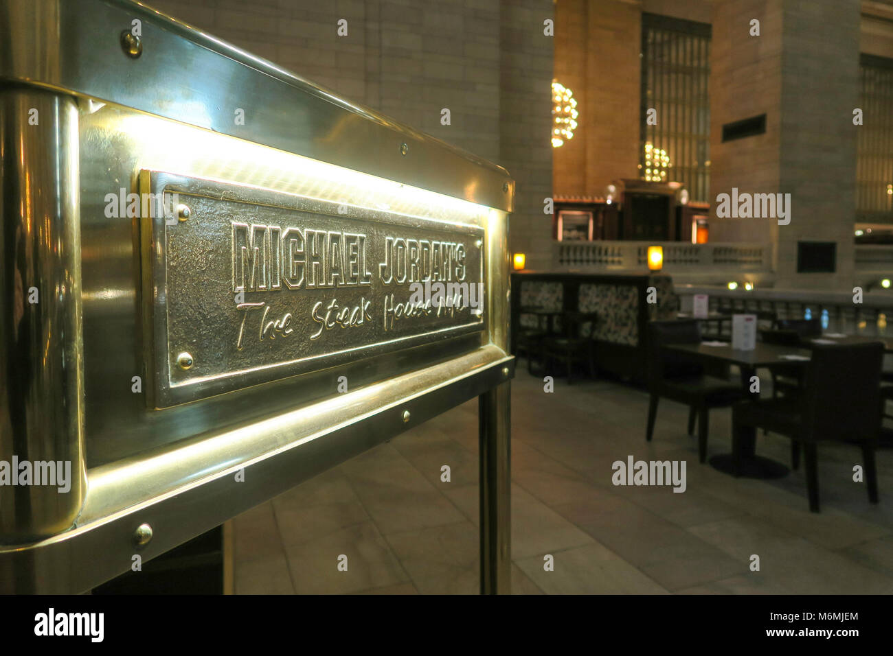 Michael jordans restaurant eingang Fotos und Bildmaterial in hoher