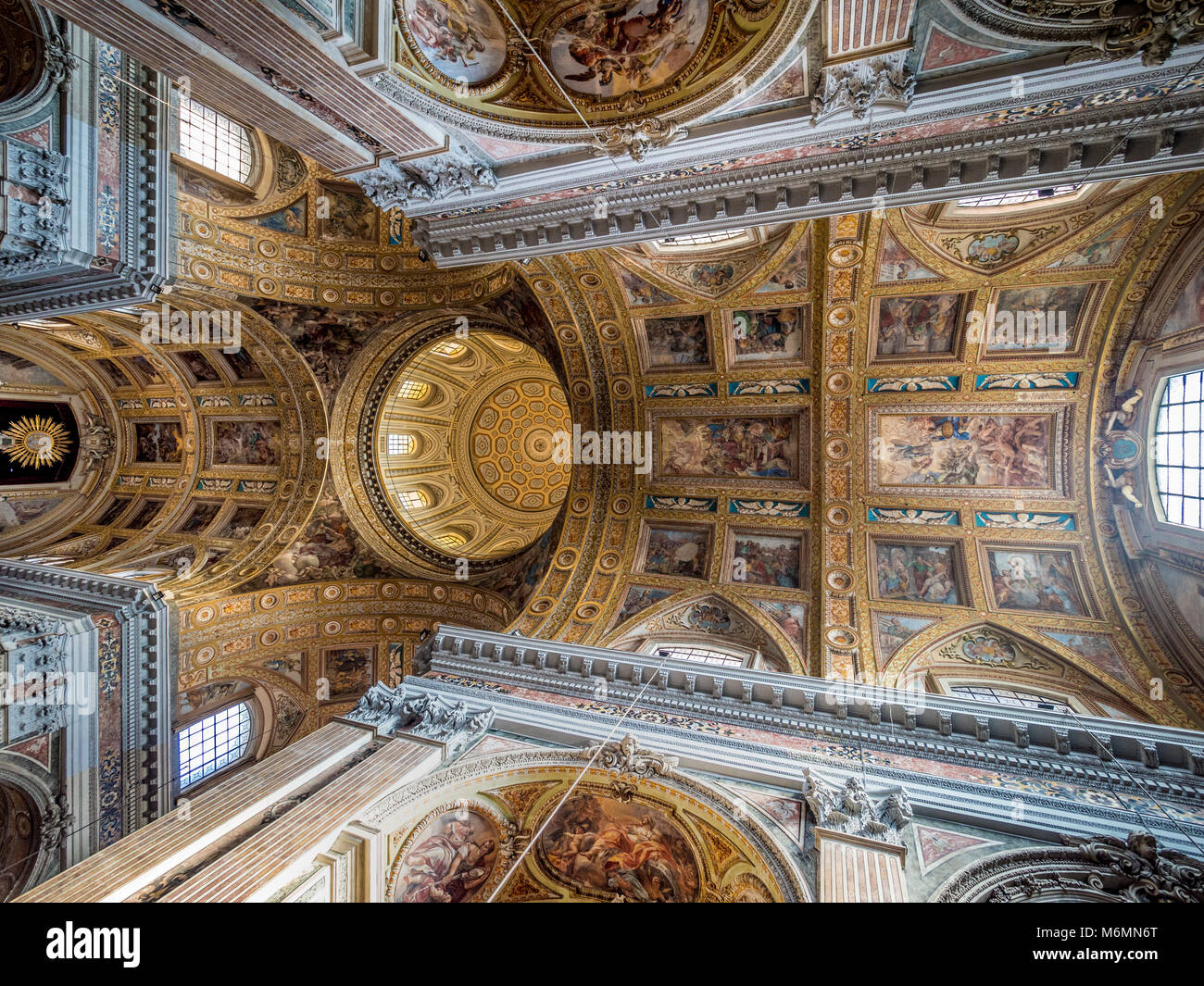 Die Kirche Gesù Nuovo, Neapel, Italien. Stockfoto