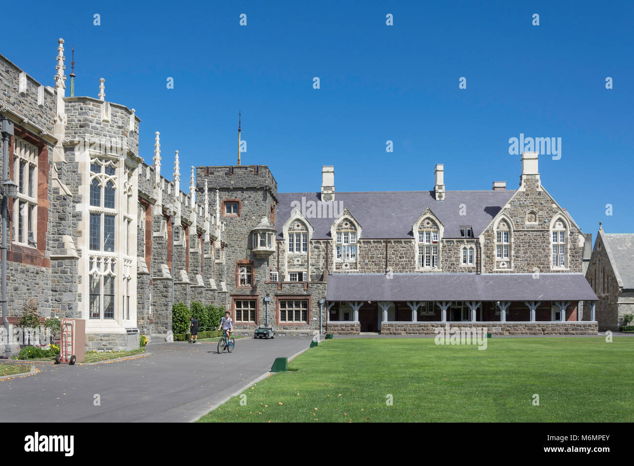 Christ's College School Memorial Speisesaal und Häuser um Viereck, Rolleston Avenue, Christchurch, Canterbury, Neuseeland Stockfoto