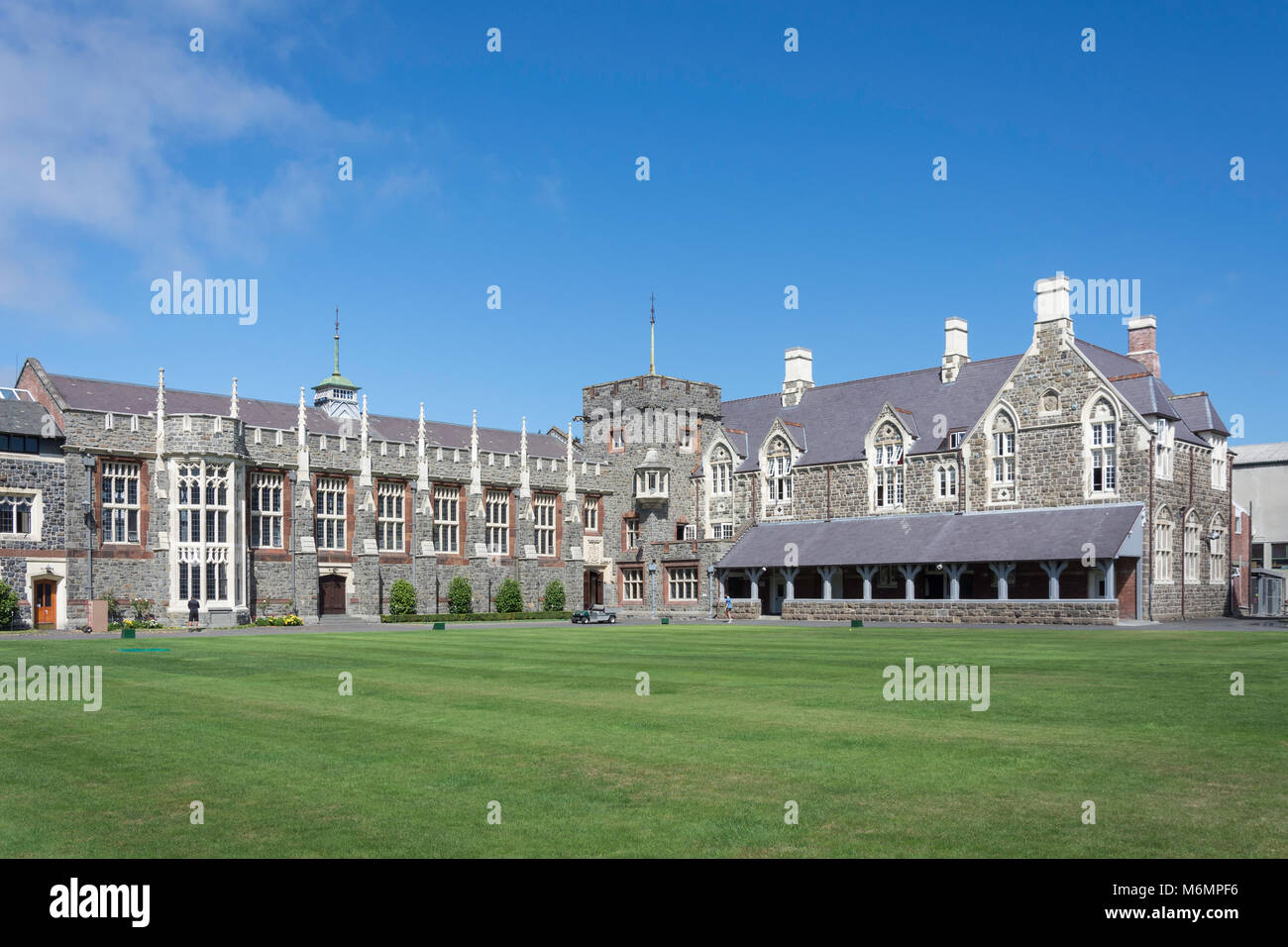 Christ's College School Memorial Speisesaal und Häuser um Viereck, Rolleston Avenue, Christchurch, Canterbury, Neuseeland Stockfoto
