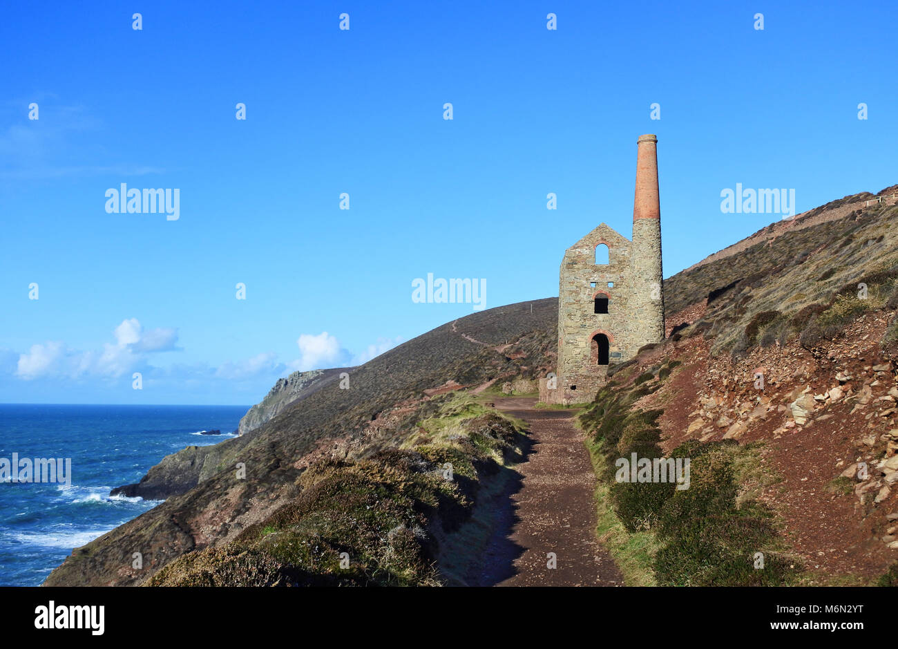 Wheal Coates, an der Nordküste von Cornwall, einem verlassenen Zinn und Kupfer Mine - Johannes Gollop Stockfoto