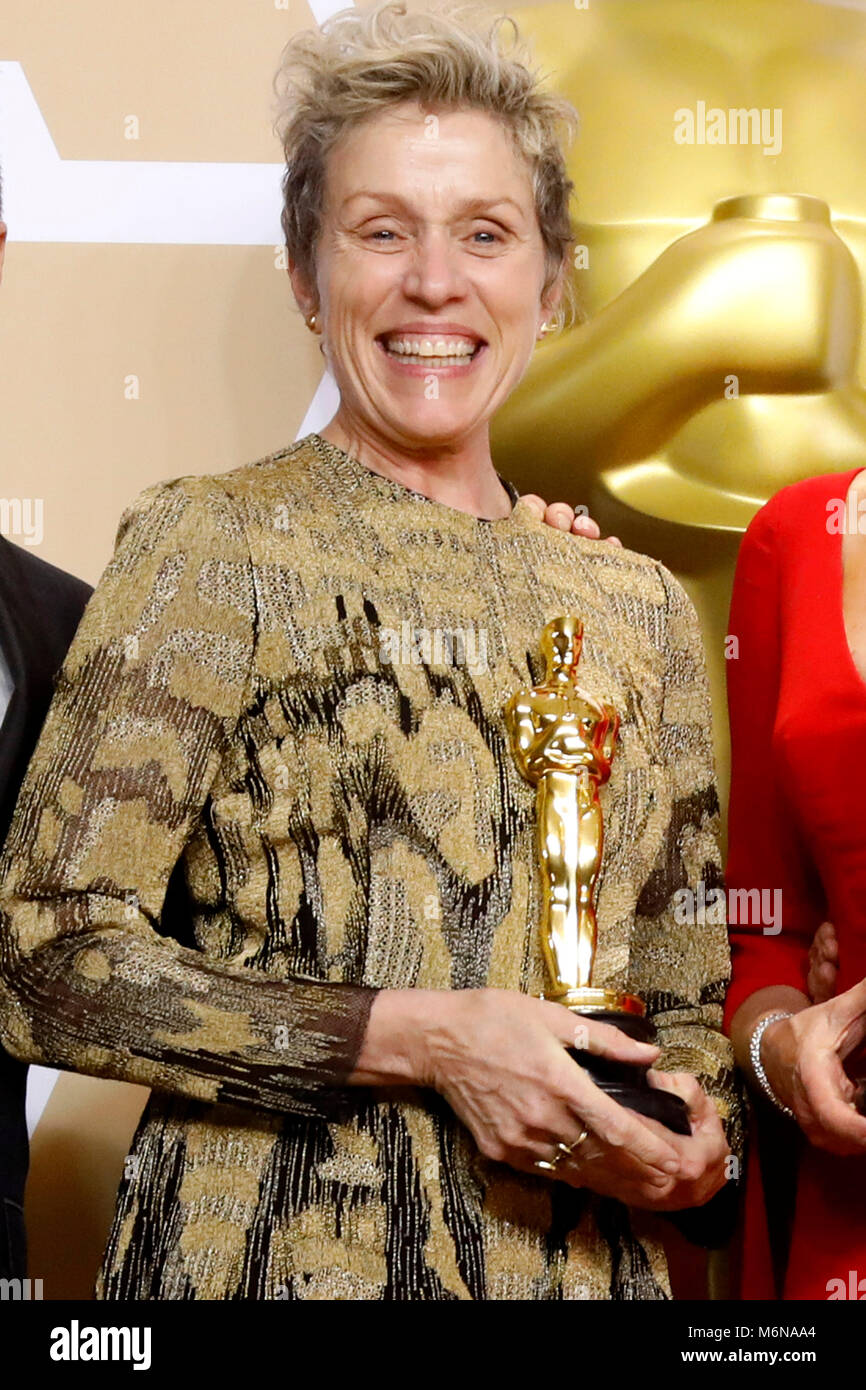 Frances McDormand, Preisträger für die "Beste Hauptdarstellerin", stellen in der Presse Zimmer auf der 90. jährlichen Academy Awards in Hollywood & Highland Center am 4. März in Hollywood, Kalifornien 2018. Stockfoto