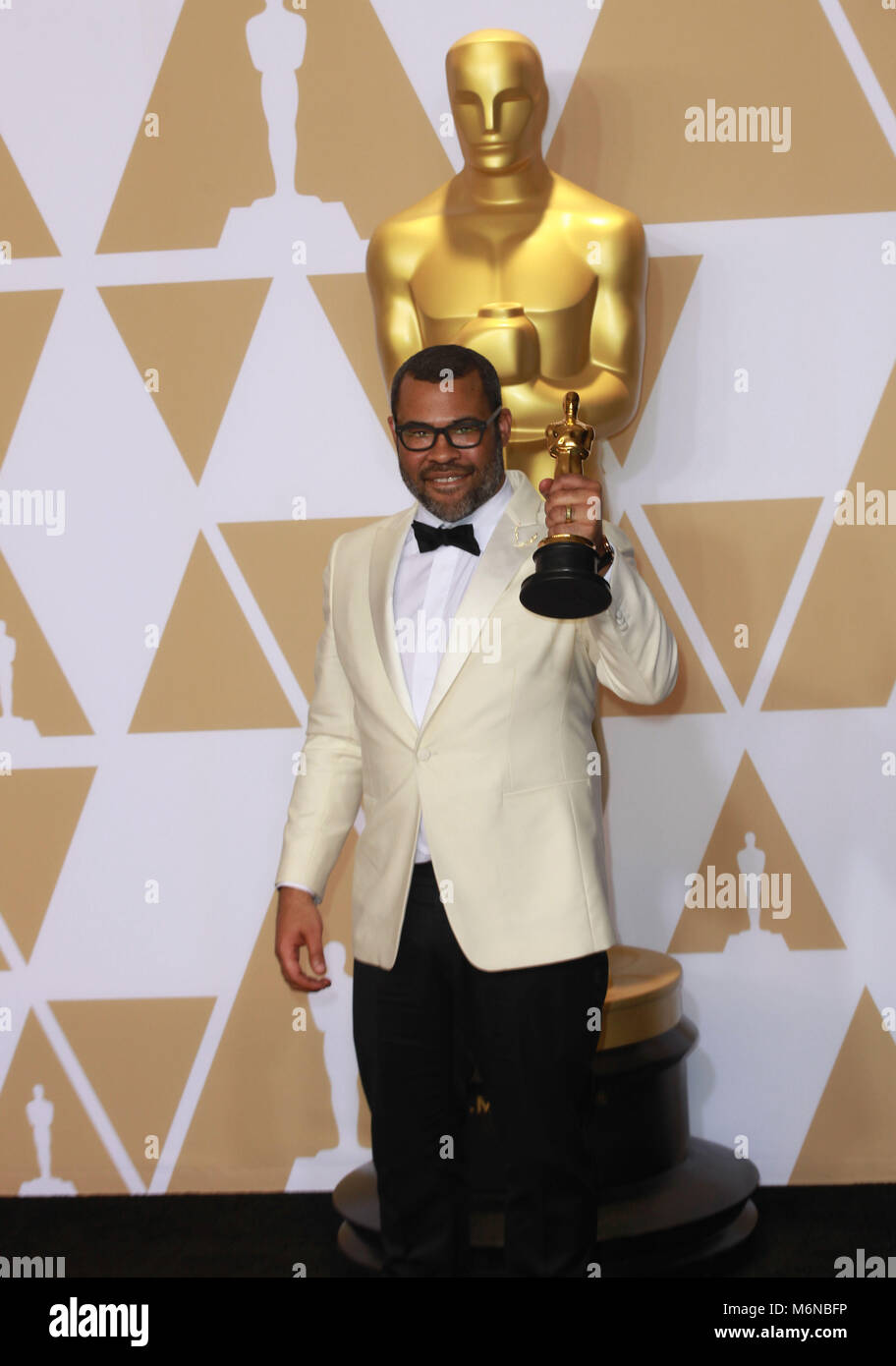 Hollywood, CA, USA. 5 Mär, 2018. 04. März 2018 - Hollywood, Kalifornien - Jordan Peele. 90. jährlichen Academy Awards präsentiert, die von der Akademie der Künste und Wissenschaften im Hollywood & Highland Center statt. Foto: Theresa Shirriff/AdMedia Credit: Theresa Shirriff/AdMedia/ZUMA Draht/Alamy leben Nachrichten Stockfoto