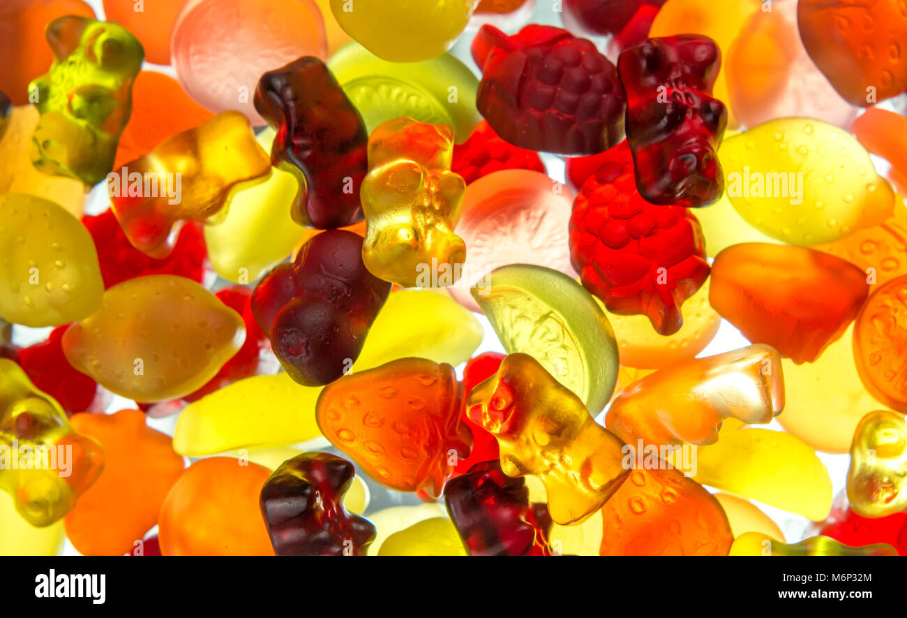 Bunte Fruchtgummi mix Hell durchscheinend auf u-Süßigkeiten von Haribo leuchtet Stockfoto