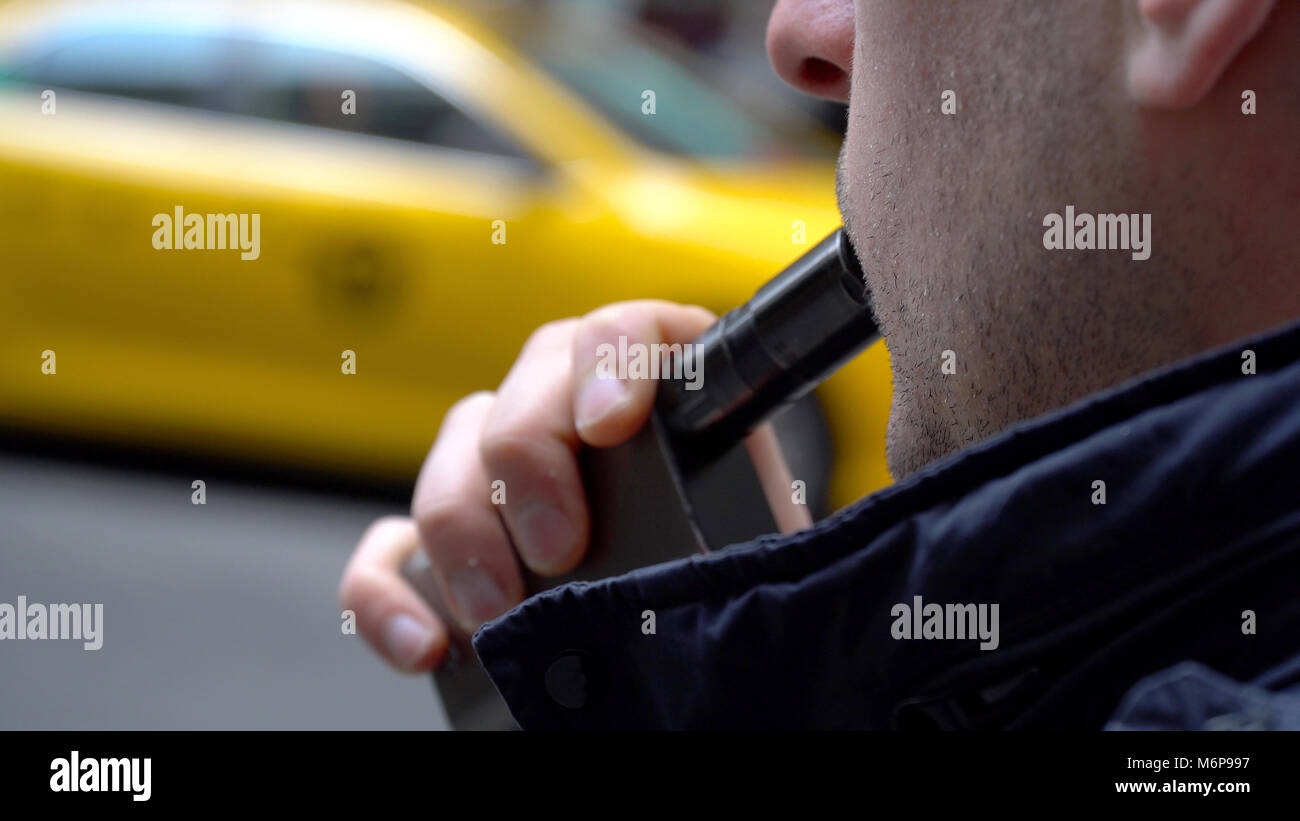 vape taxi Should I be worried about what's in this vape? : r/Vaping main image 1
