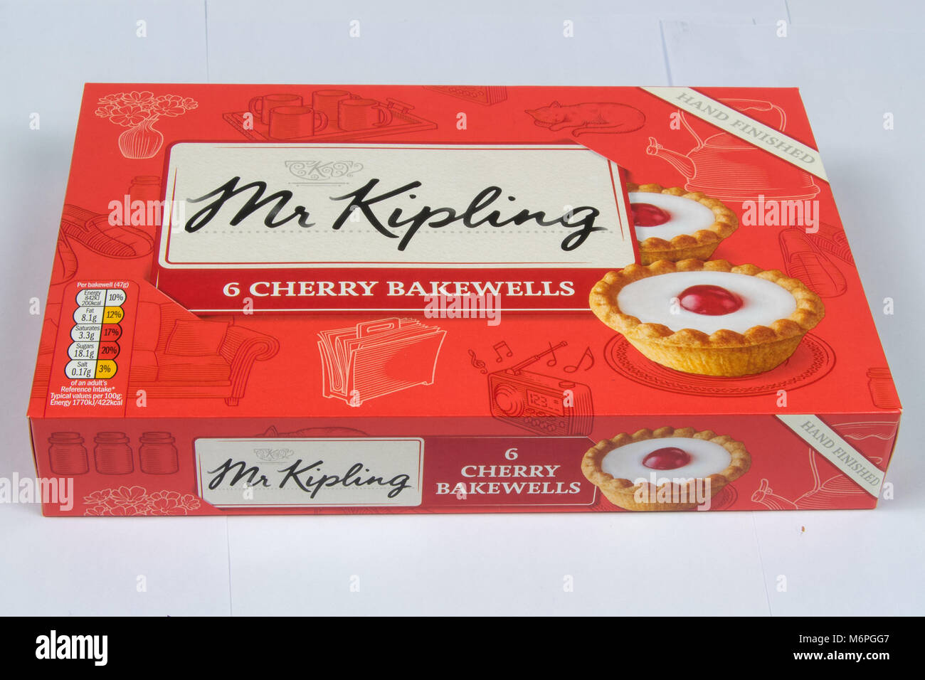 CHESTER, Großbritannien - 4. MÄRZ 2018: "Der Herr Kipling Cherry Bakewell Torten Stockfoto