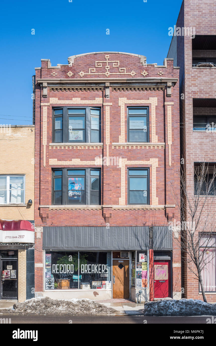 Gewerbliche Bauten auf Milwaukee Avenue im Logan Square - Avondale Nachbarschaften Stockfoto