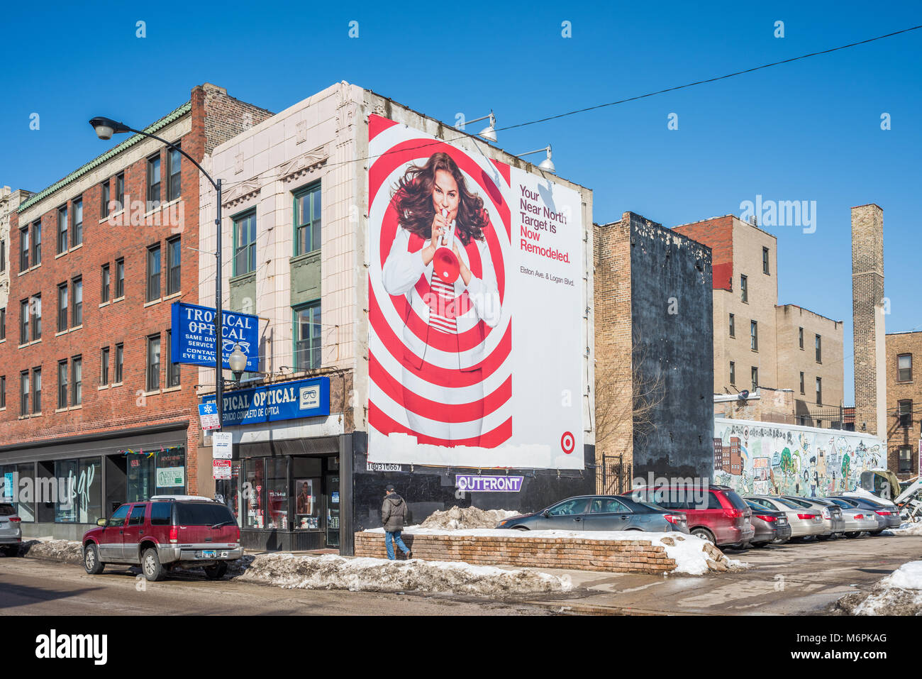 Gewerbliche Bauten auf Milwaukee Avenue im Logan Square - Avondale Nachbarschaften Stockfoto