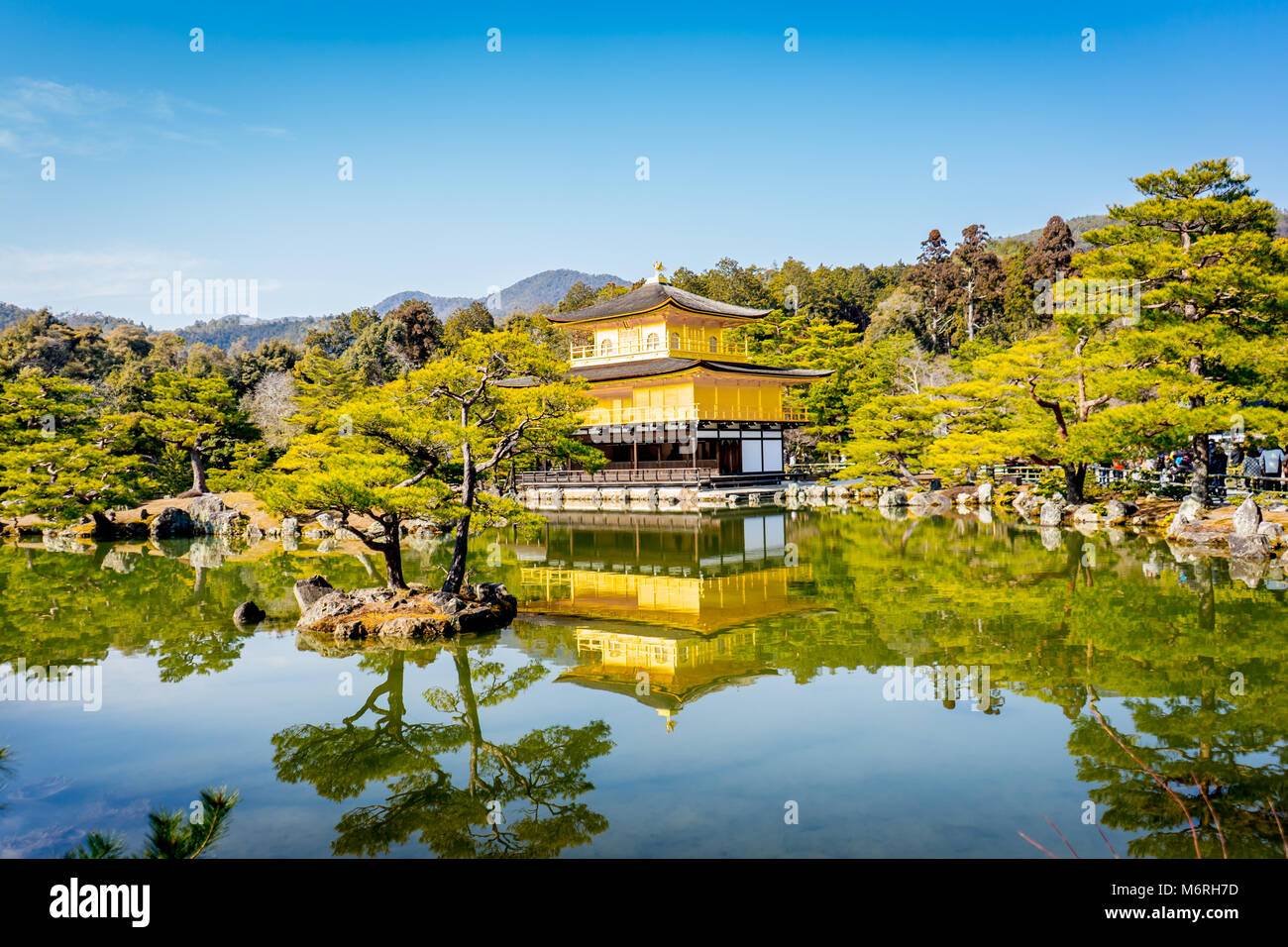 Der Goldene Pavillon Kinkaku-ji-Tempel in Kyoto, Japan Stockfoto