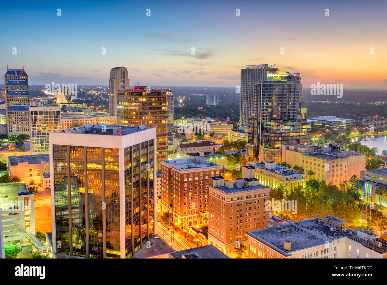 Orlando, Florida, USA downtown Stadtbild in der Abenddämmerung. Stockfoto