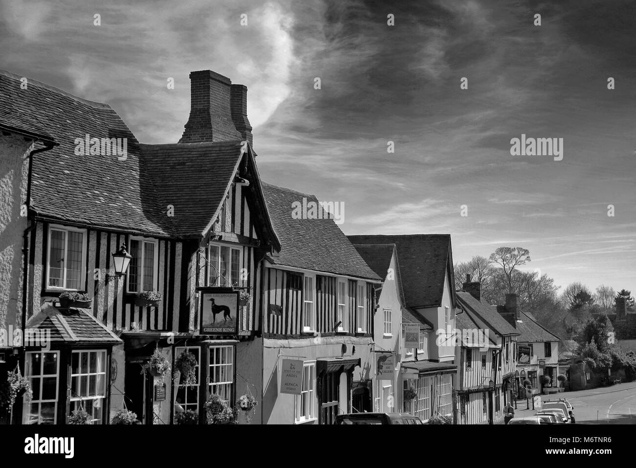 Geschäfte entlang der High Street, Lavenham Dorf, Suffolk County, England, Großbritannien Stockfoto